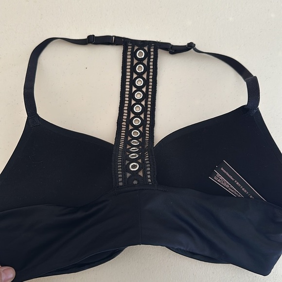 Victorias secret - Picture 2 of 3